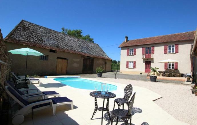 Maison Lajus Bassillon-Vauzé Exteriér fotografie